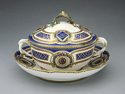 <p><strong>Lidded Bowl and Dish</strong></p> <p>Gallery S104A</p>